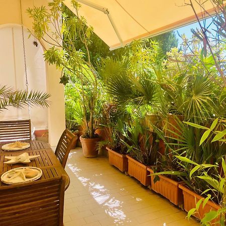 Nervi Residenziale A Due Passi Dal Mare Apartman Genova Kültér fotó